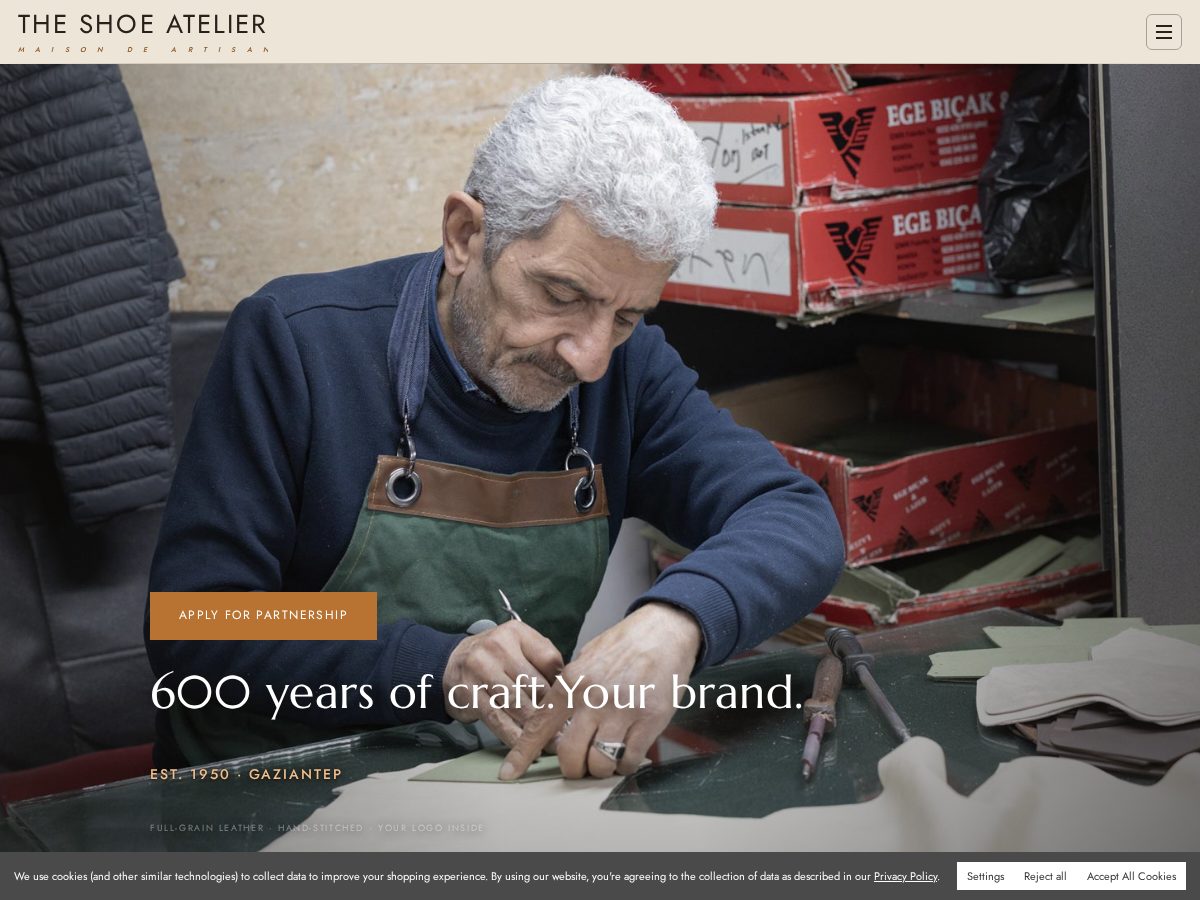 Landing-page snapshot of leathervia.com